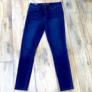 Joe’s stretchy jean new without tag